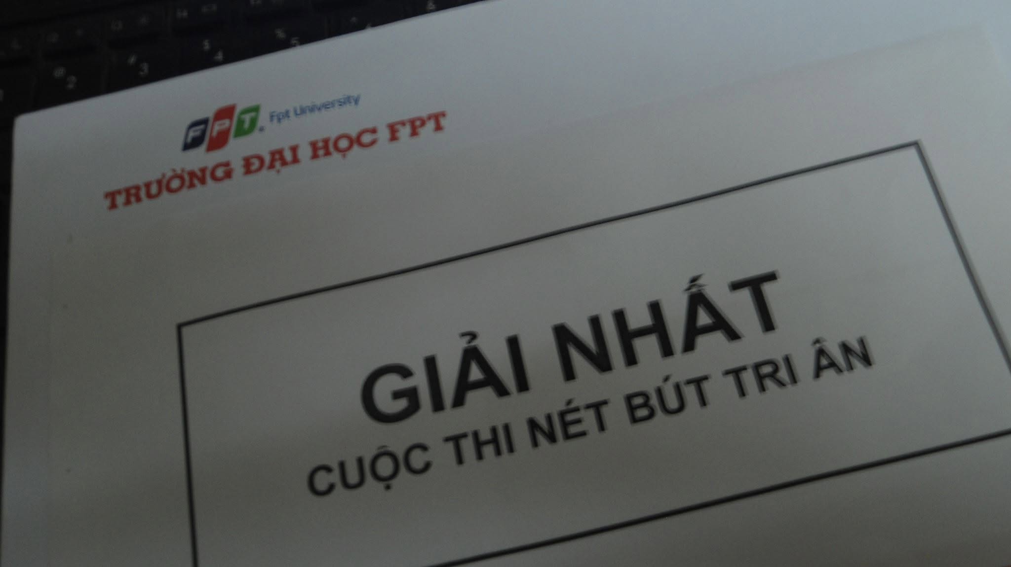 Nguyễn Minh Quân nhận Giải Nhất cuộc thi Nét bút tri ân