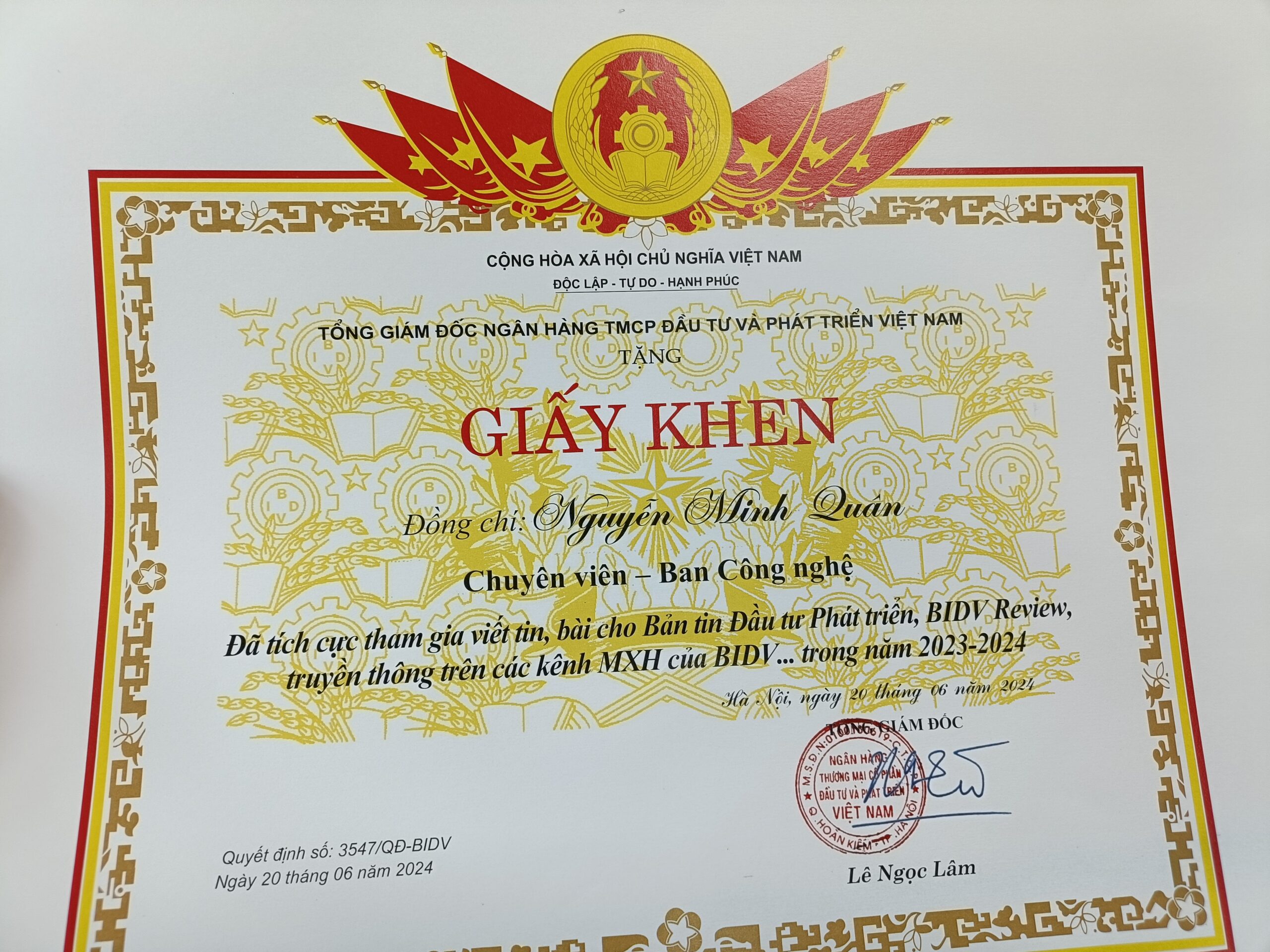 Giấy khen về công tác truyền thông tại BIDV